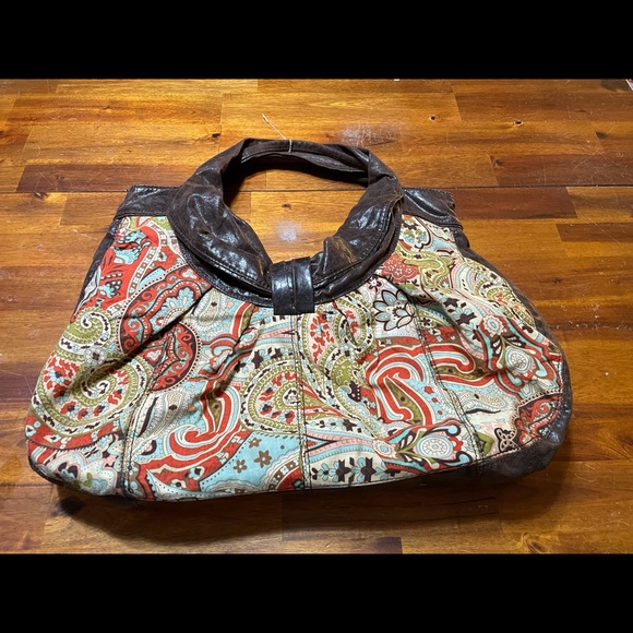 Ebisu distressed leather gently used condition paisley shoulder bag - Picture 2 of 4
